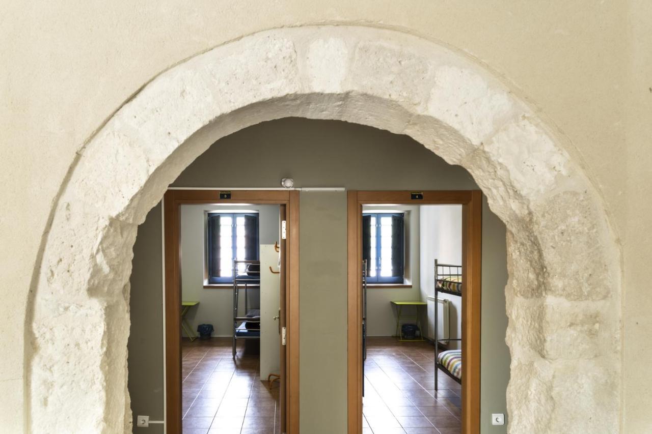 Albergue De Cuéllar Exteriör bild